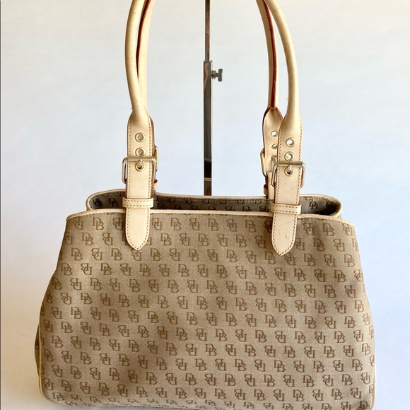 Dooney & Bourke Cream Tan Canvas Signatures Logo Cream Leather Tote Shoulder Bag - Picture 1 of 16